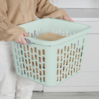 1.5 Bushel/53 Liter Laundry Basket (12049M06) - 6